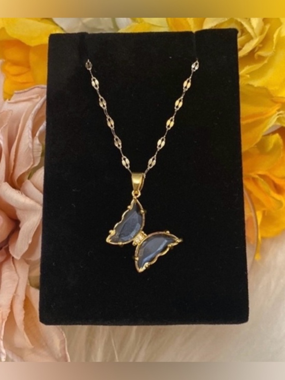 Butterfly Pendant Necklace Butterfly Crystal With Diamond Cut Gold Chain NEW!